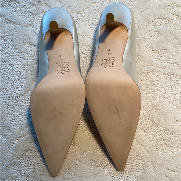 Vera Wang silk heels - Picture 4 of 9